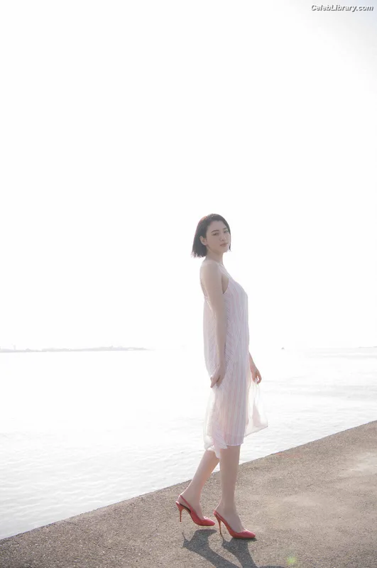 Ayaka Miyoshi photo 22 of 1210