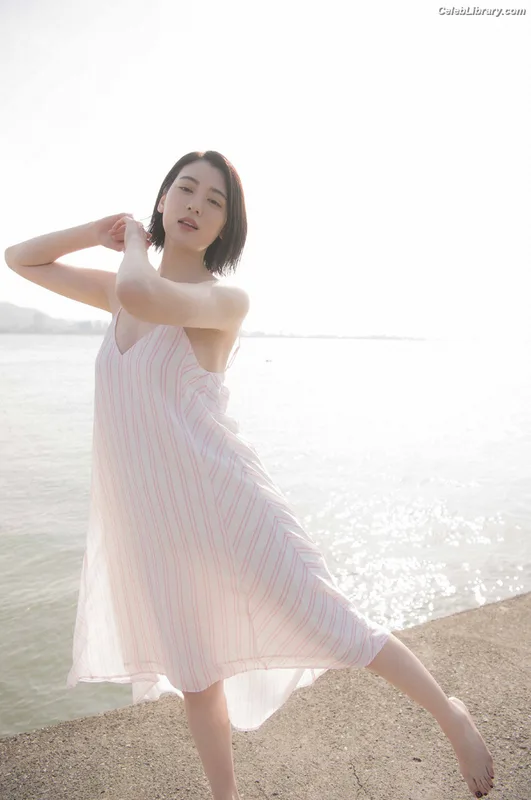 Ayaka Miyoshi photo 23 of 1210