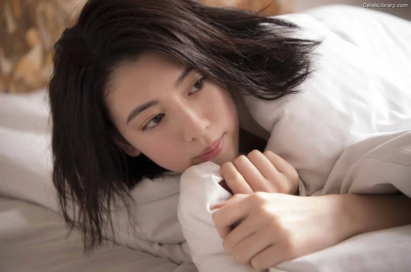 Ayaka Miyoshi photo 3 of 1210