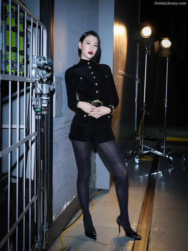 Ayaka Miyoshi photo 21 of 1210