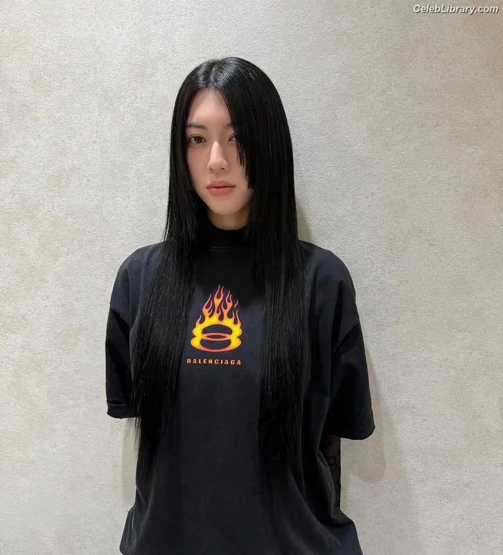 Ayaka Miyoshi photo 18 of 1210