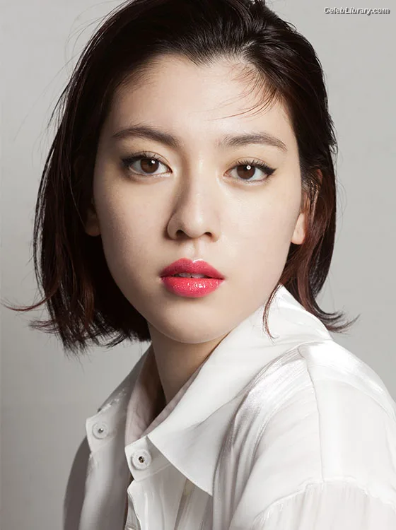 Ayaka Miyoshi photo 15 of 1210