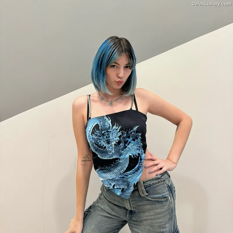 Ayça Tilki photo 10 of 78