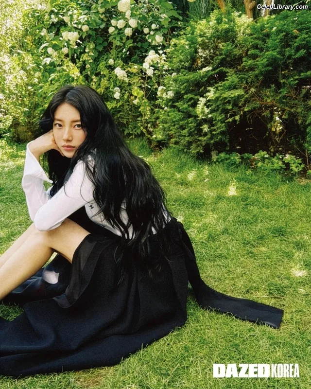 Bae Suzy photo 6 of 119
