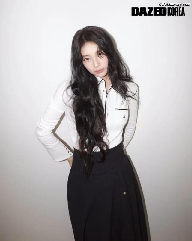 Bae Suzy photo 13 of 119