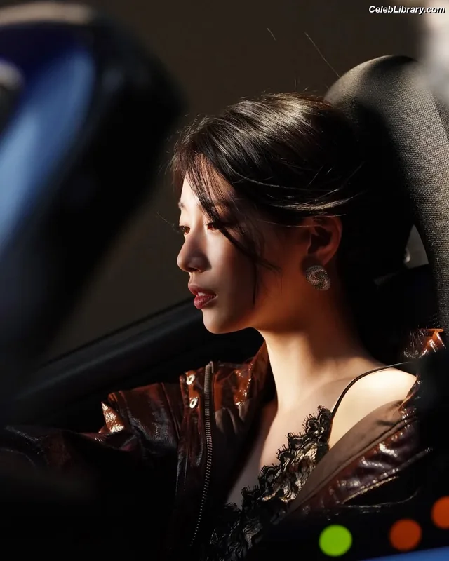 Bae Suzy photo 4 of 119