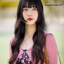 Bae Suzy photo 13 of 119