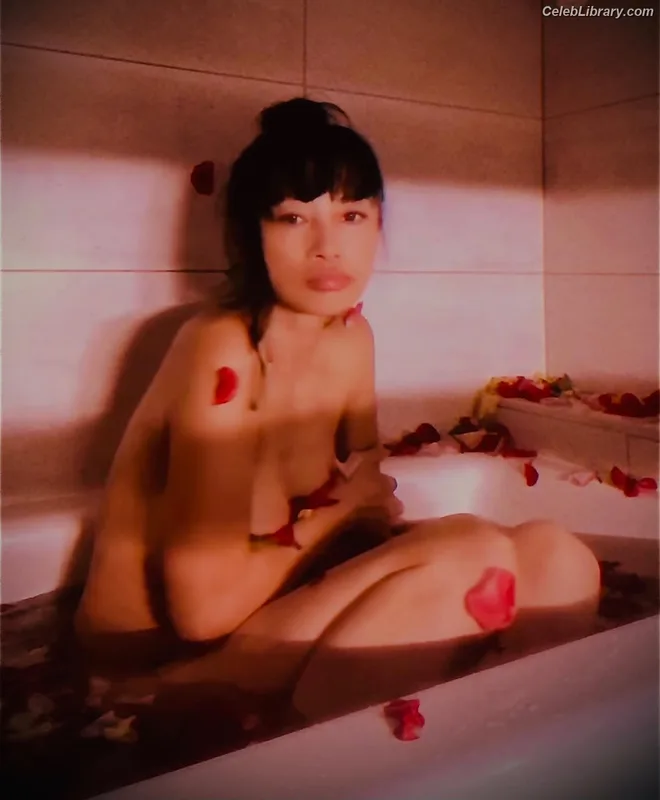 Bai Ling photo 15 of 200