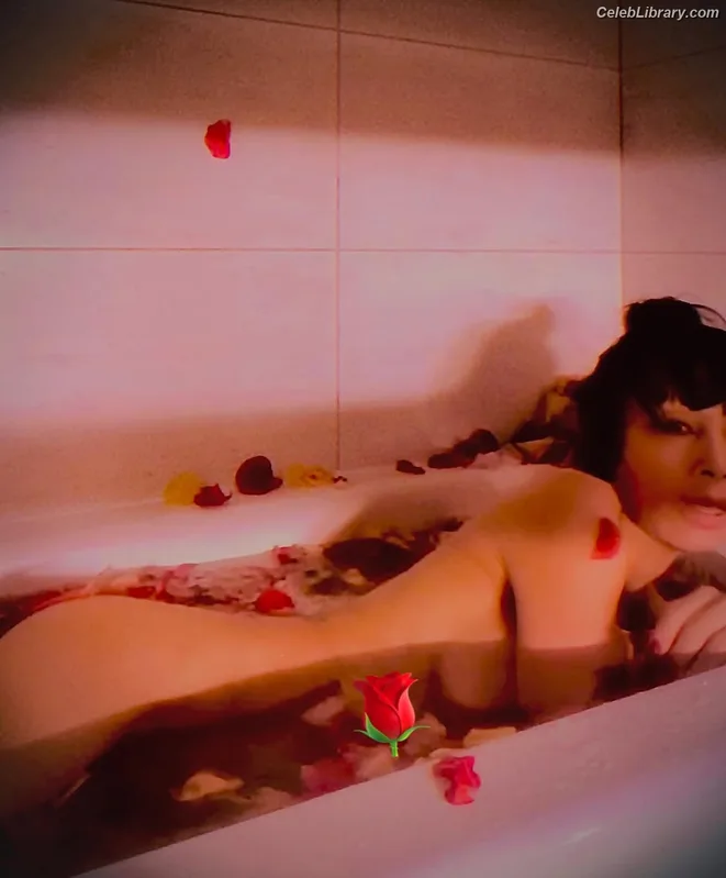Bai Ling photo 16 of 200