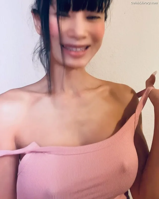 Bai Ling photo 17 of 200