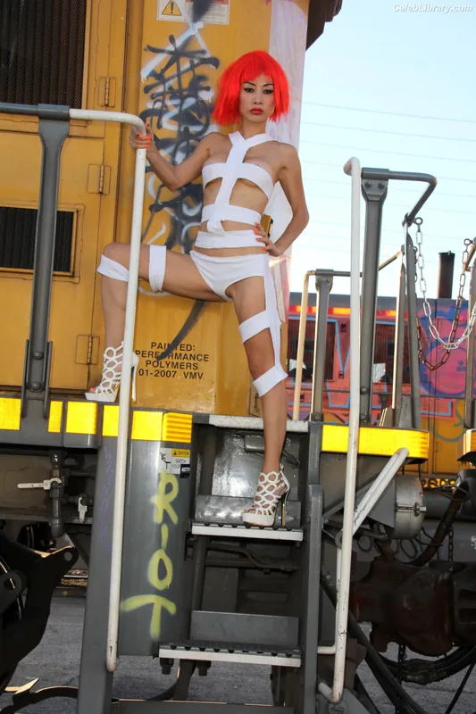 Bai Ling photo 22 of 200