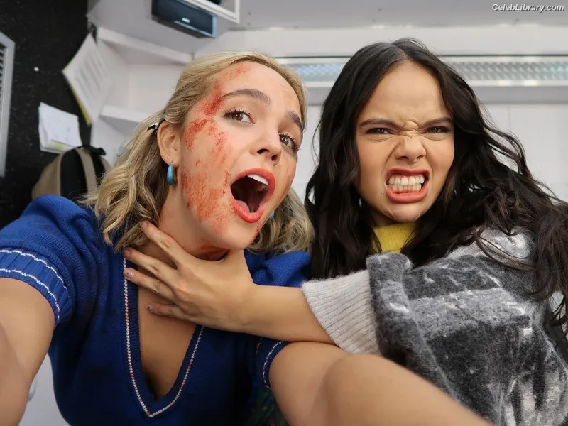 Bailee Madison photo 14 of 422
