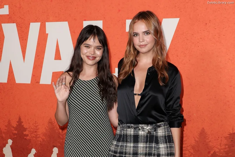Bailee Madison photo 17 of 422