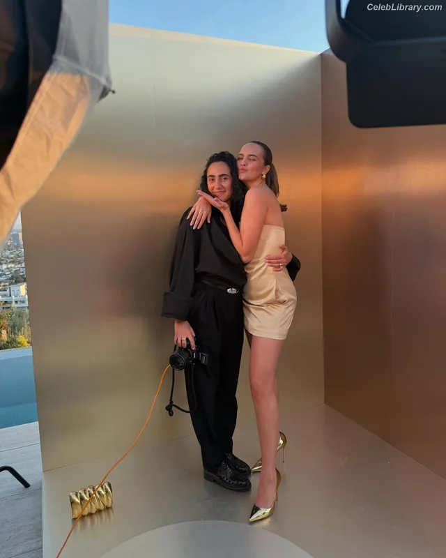 Bailee Madison photo 21 of 422