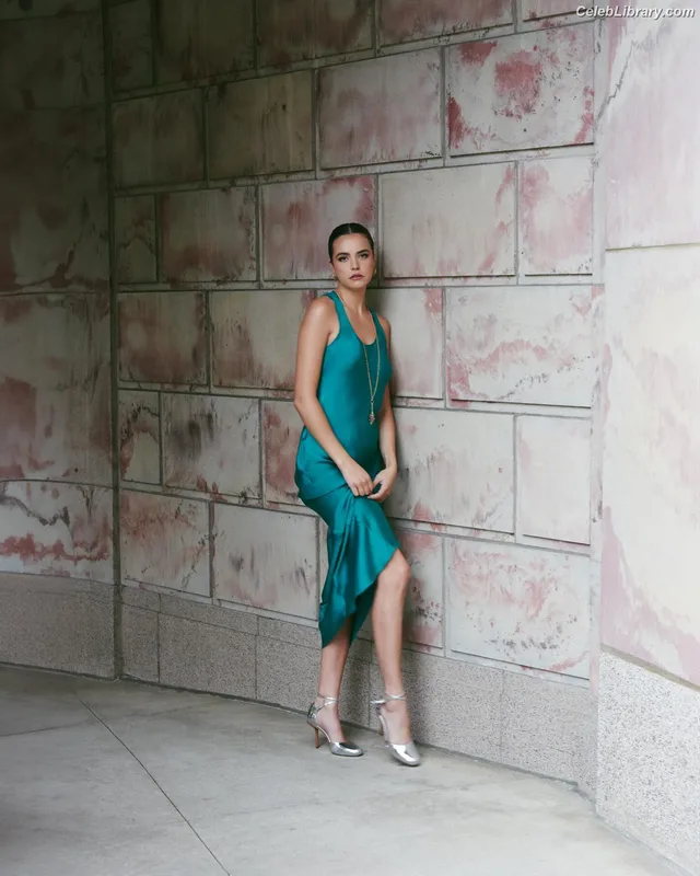 Bailee Madison photo 15 of 422