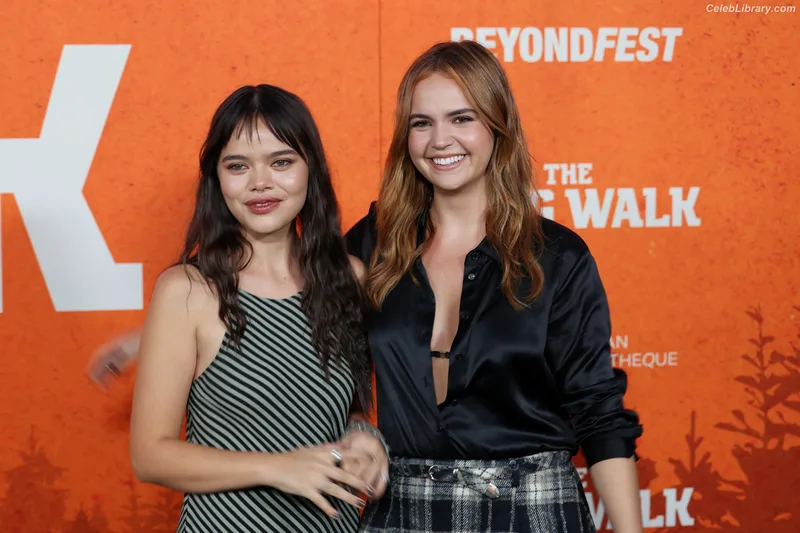 Bailee Madison photo 11 of 422