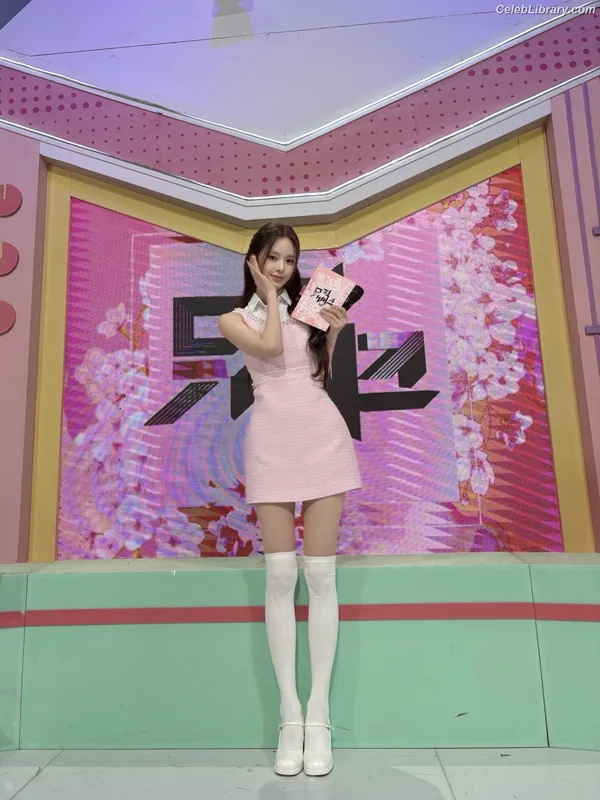 Bang Jeemin (izna) photo 4 of 49