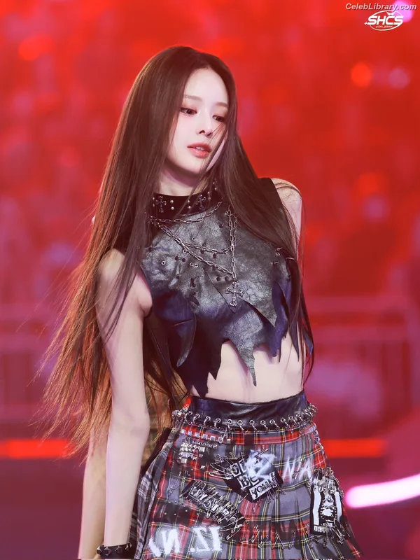 Bang Jeemin (izna) photo 11 of 49