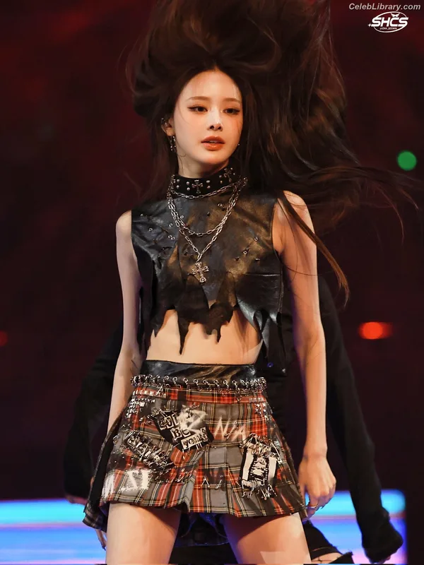 Bang Jeemin (izna) photo 14 of 49