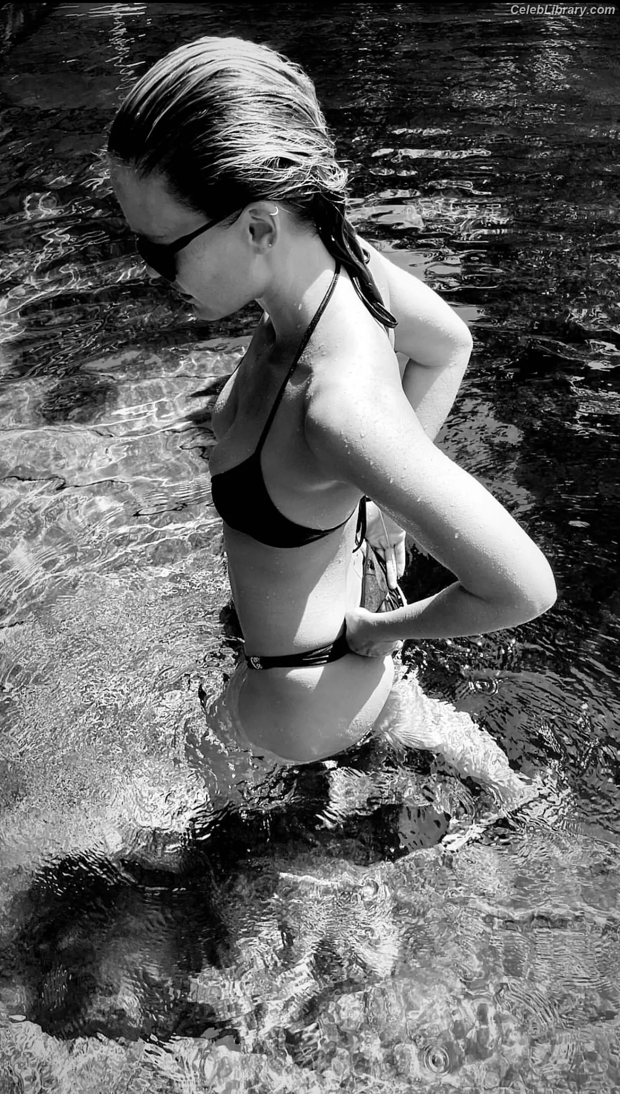 Bar Refaeli photo 24 of 421