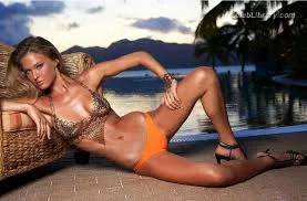 Bar Refaeli photo 2 of 422