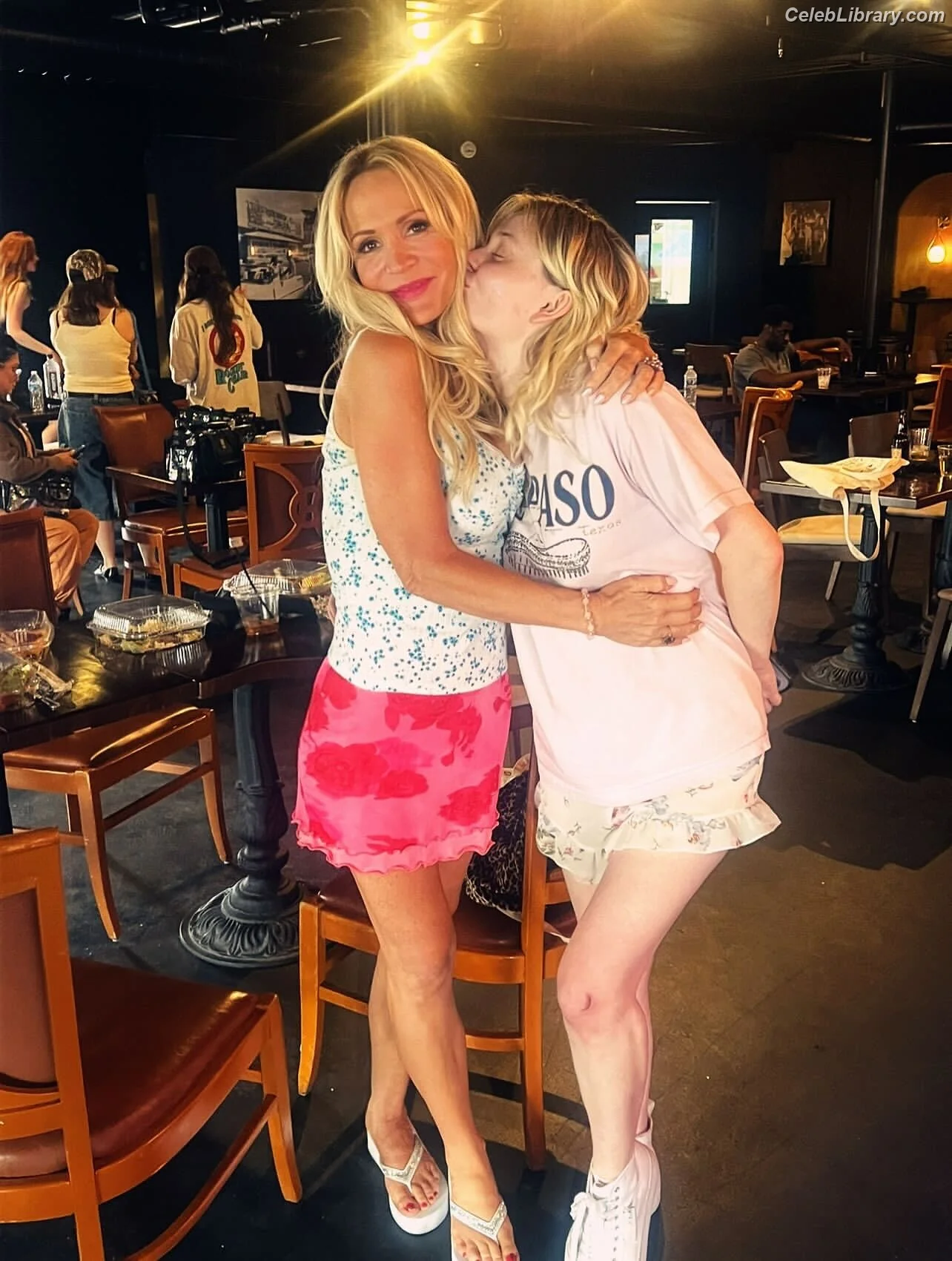 Barbara Alyn Woods photo 3 of 91