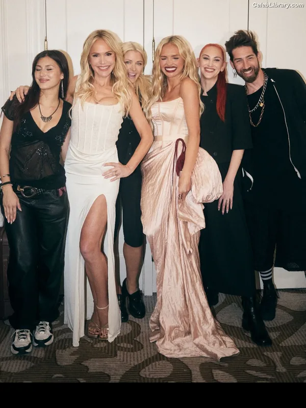 Barbara Alyn Woods photo 8 of 92