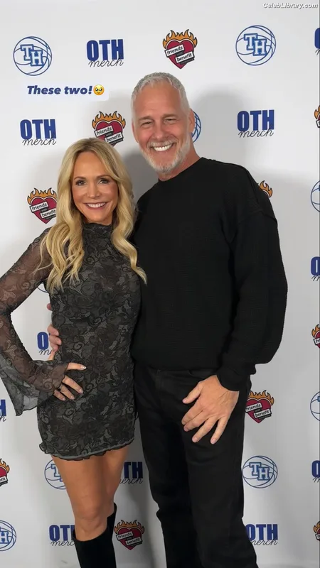 Barbara Alyn Woods photo 22 of 92
