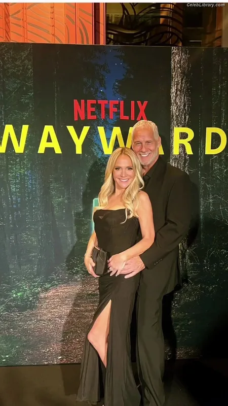 Barbara Alyn Woods photo 10 of 92