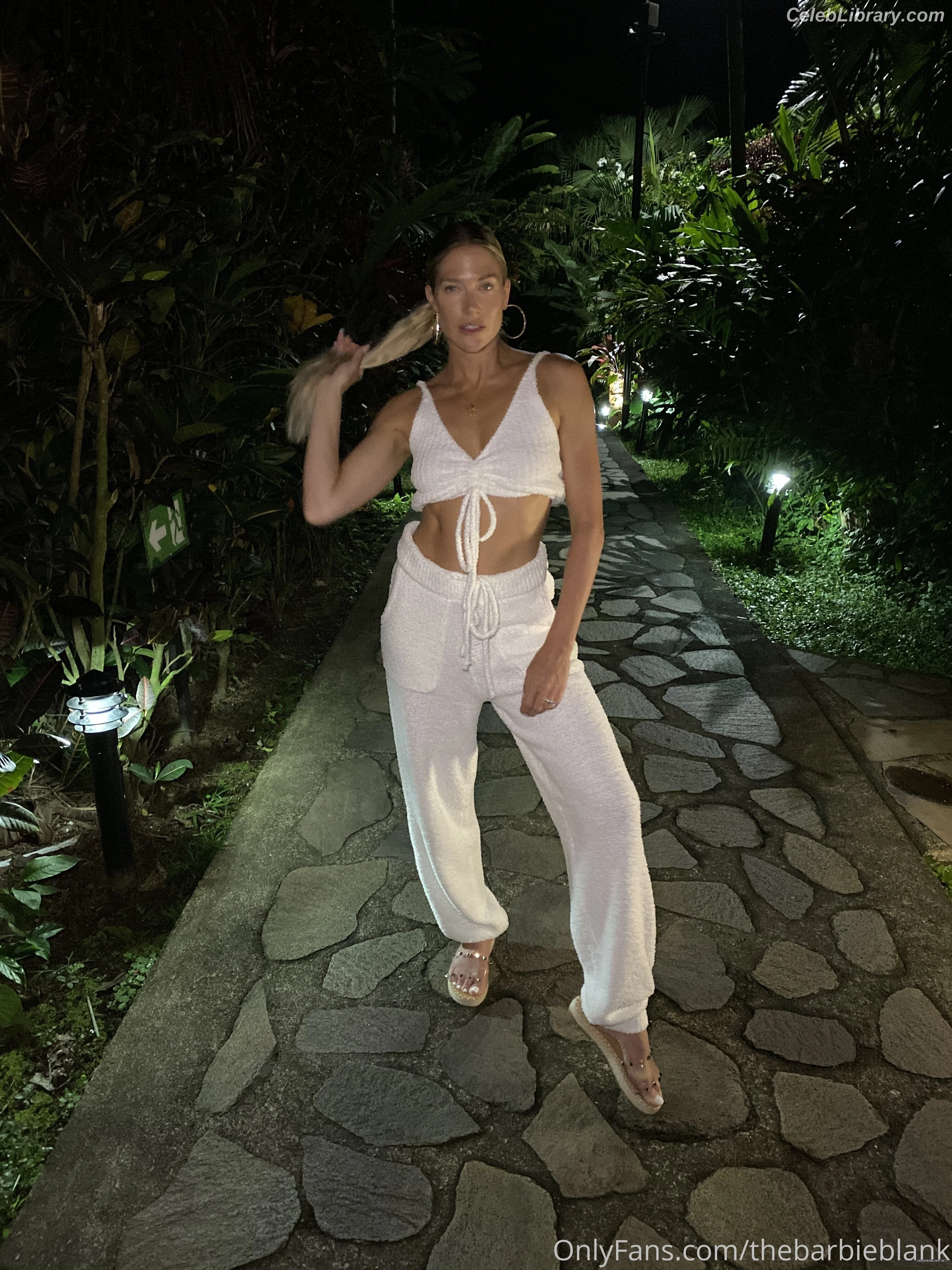 Barbie Blank photo 11 of 1878