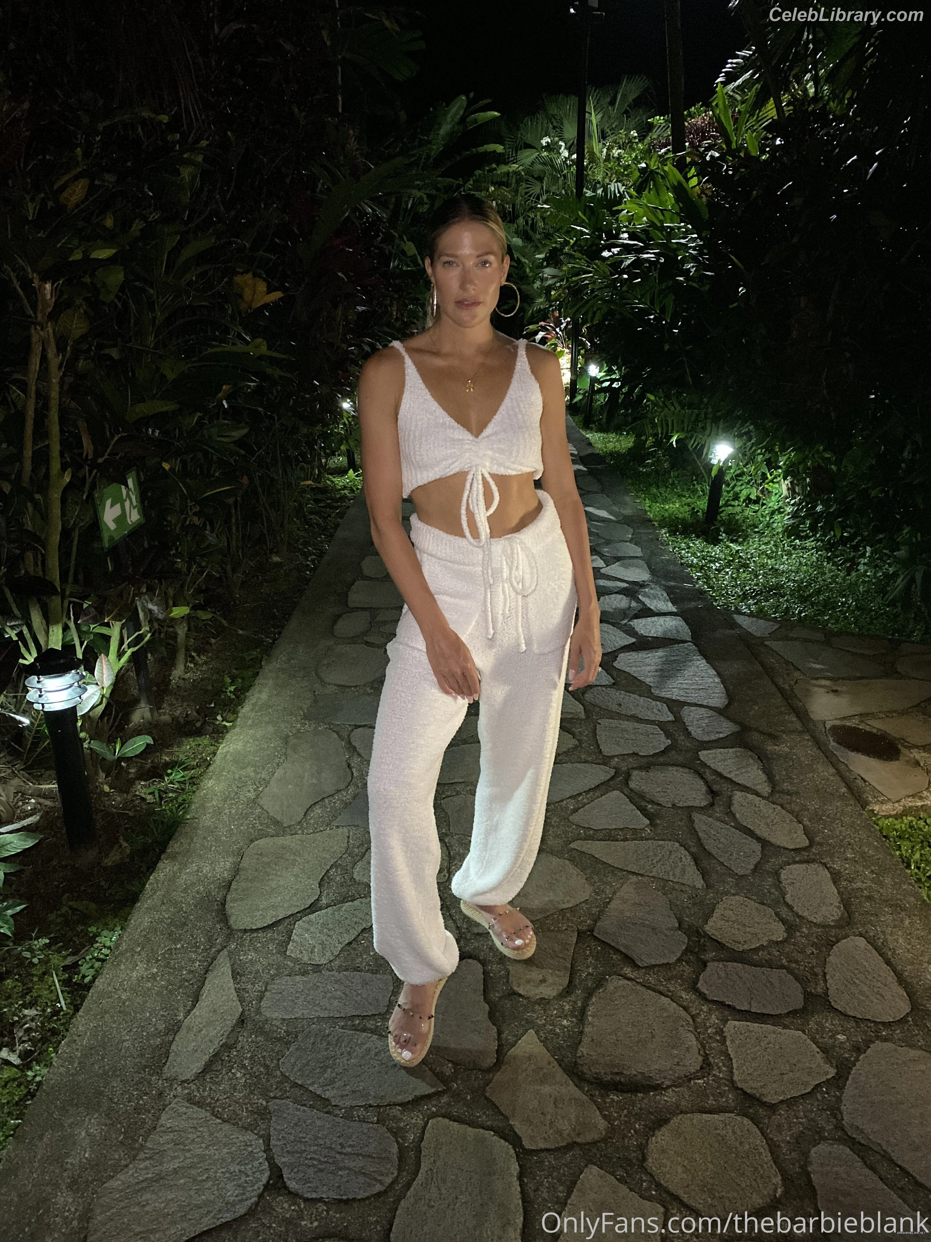 Barbie Blank photo 23 of 1878