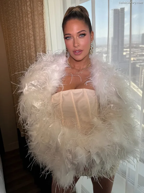 Barbie Blank photo 7 of 1881