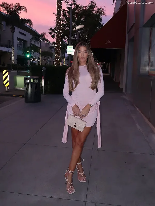 Barbie Blank photo 23 of 1881