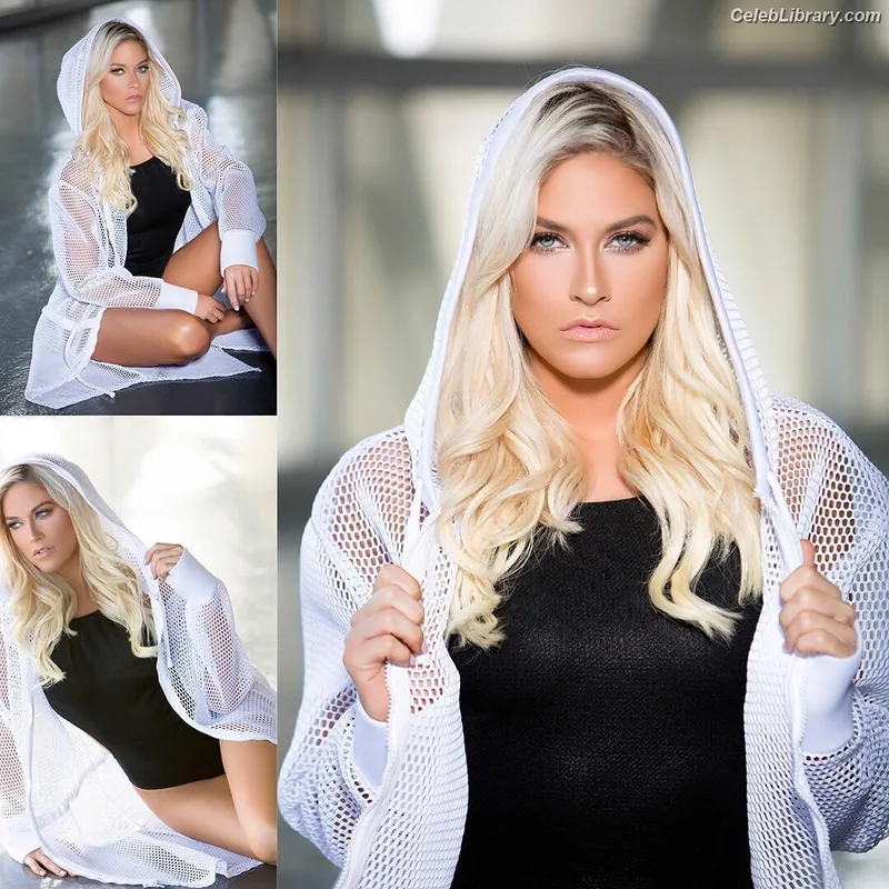 Barbie Blank photo 8 of 1881
