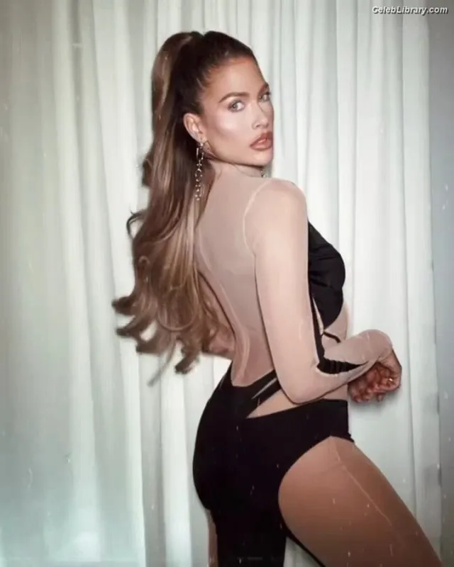 Barbie Blank photo 3 of 1881