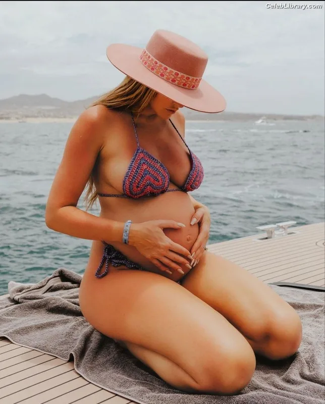 Barbie Blank photo 15 of 1881
