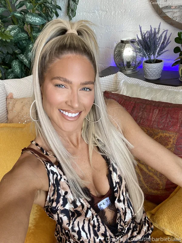 Barbie Blank photo 2 of 1881