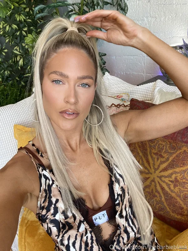 Barbie Blank photo 3 of 1881
