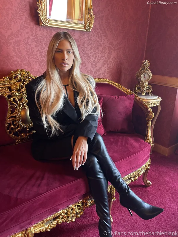 Barbie Blank photo 15 of 1881