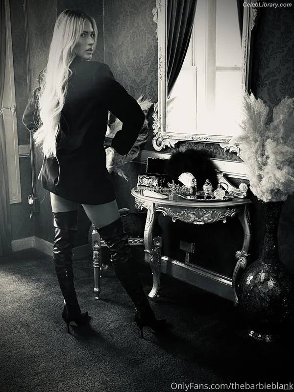Barbie Blank photo 17 of 1881