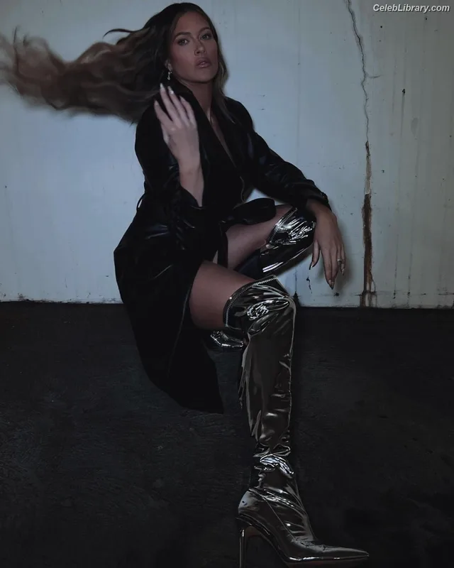 Barbie Blank photo 15 of 1881