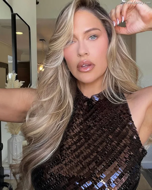 Barbie Blank photo 3 of 1881