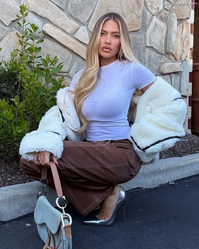 Barbie Blank photo 15 of 1881
