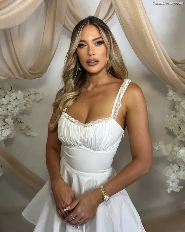 Barbie Blank photo 23 of 1881