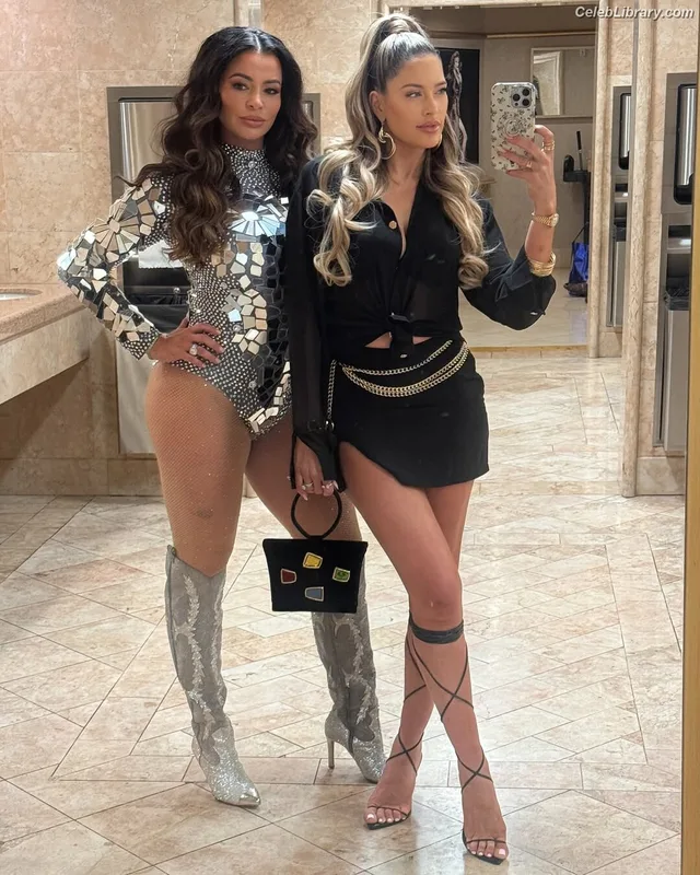 Barbie Blank photo 4 of 1881