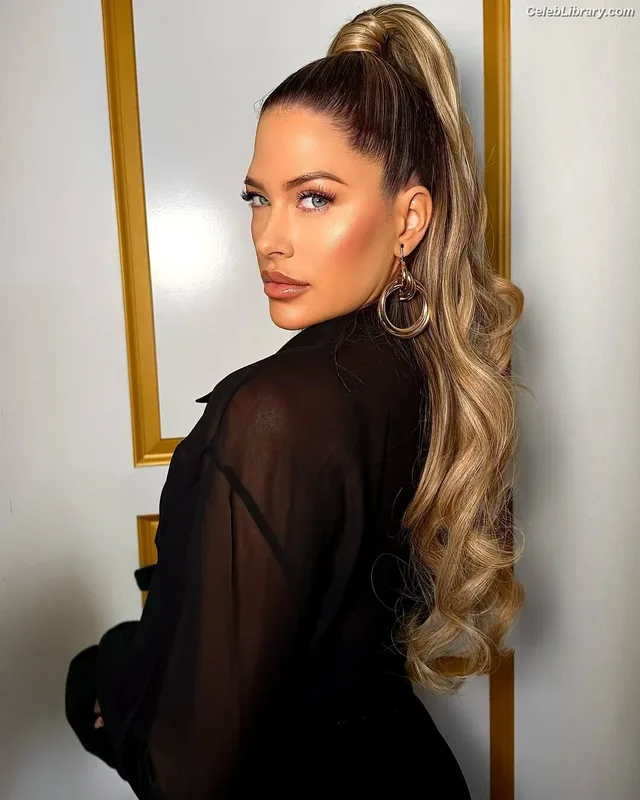 Barbie Blank photo 7 of 1881