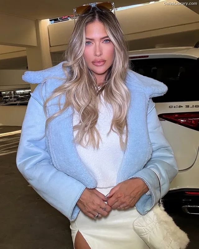 Barbie Blank photo 12 of 1881