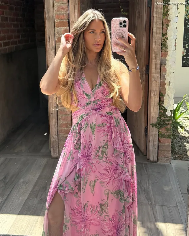 Barbie Blank photo 18 of 1881