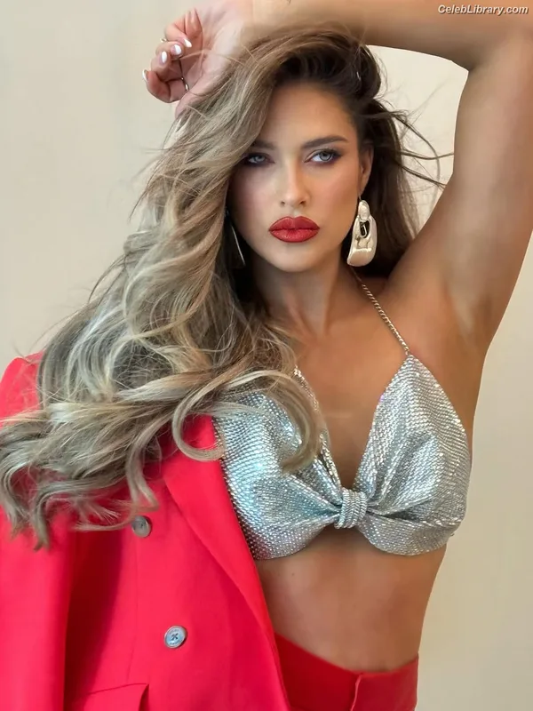 Barbie Blank photo 21 of 1881