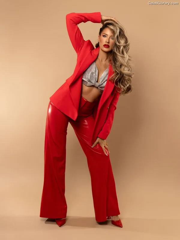 Barbie Blank photo 24 of 1881